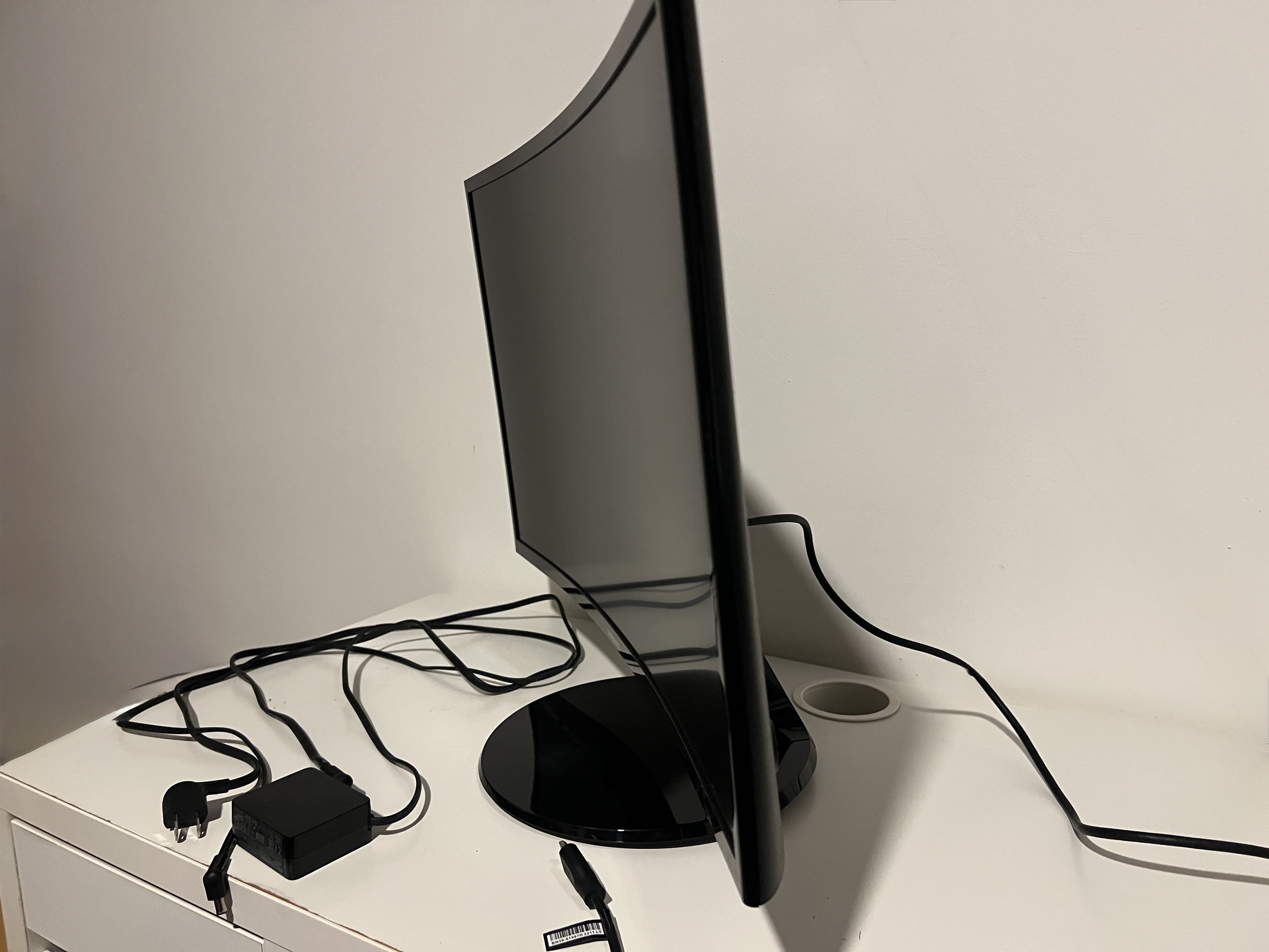 computadoras y laptops - Monitor Samsung de 27 pulgadas, LED 60Hz Full HD 1080P Gaming Diseño delgado 

 1