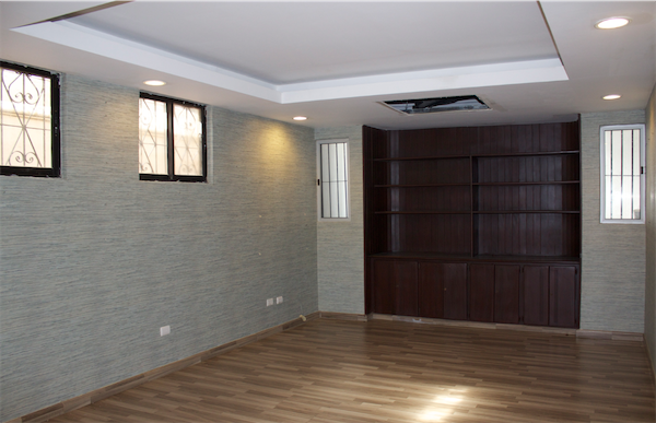 oficinas y locales comerciales - Local en zona Exclusiva de Naco 5