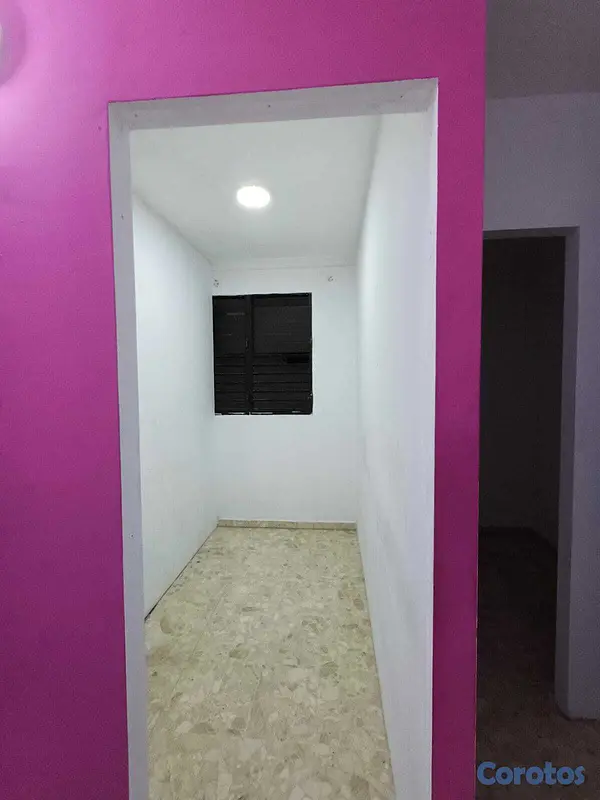 oficinas y locales comerciales - Alquilo oficinas/espacio comercial 2