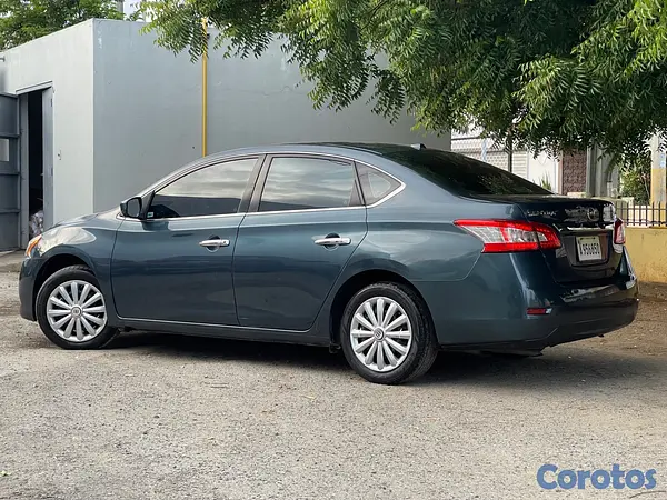 carros - Nissan stentra sv 2015 3