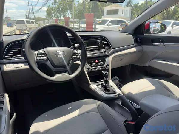 carros - Hyundai Elantra 2017 SE
 6
