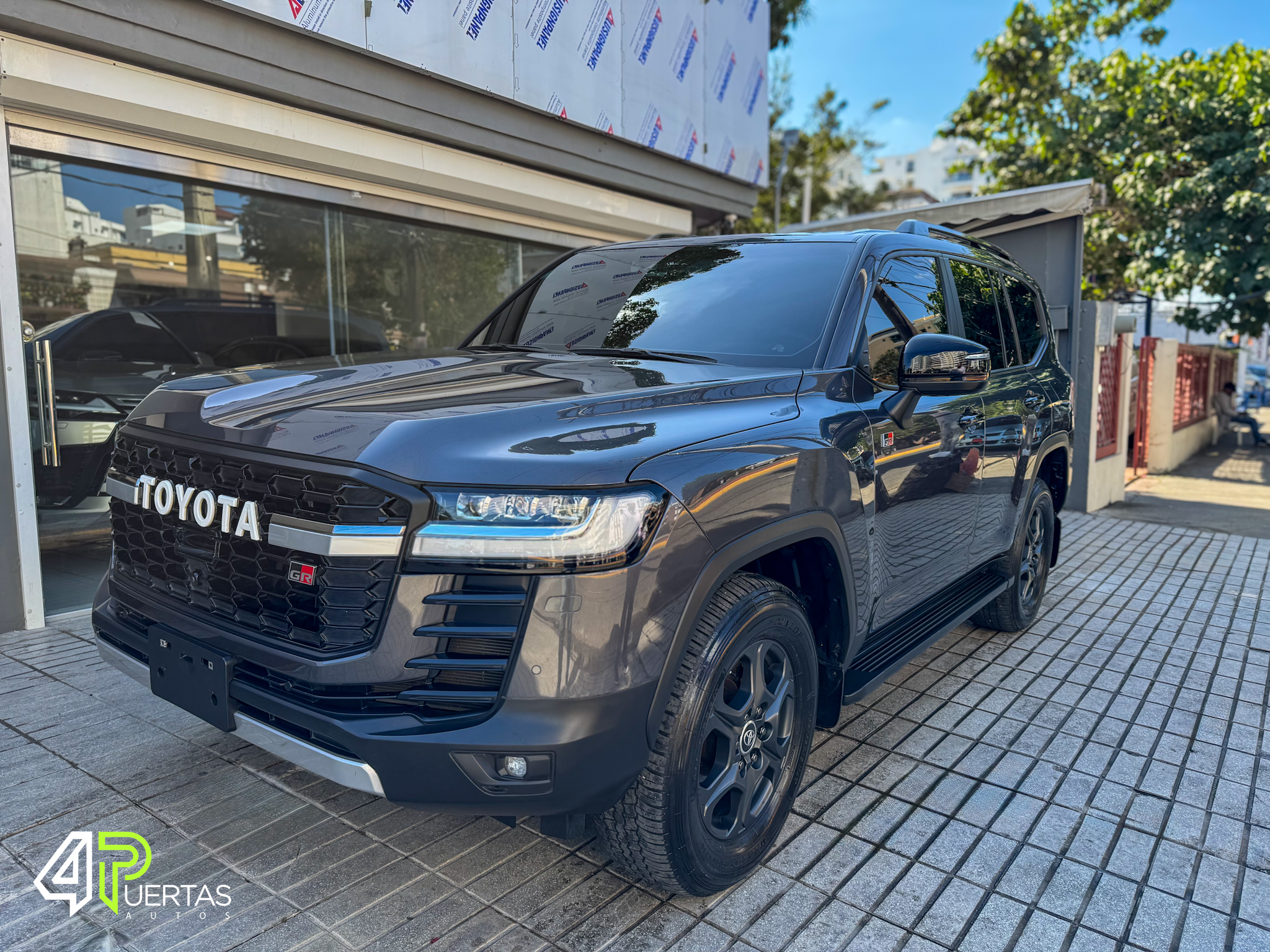jeepetas y camionetas - Toyota Land Cruiser GR-S 2023 0