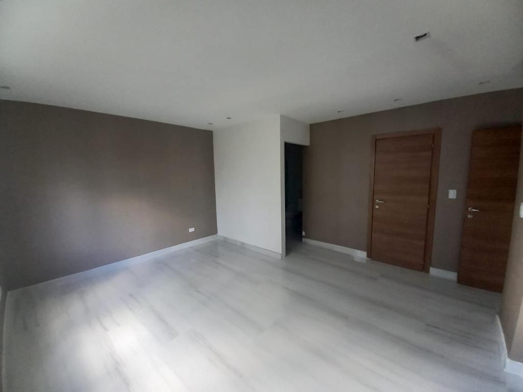 apartamentos - Se vende apartamento en en Naco 9