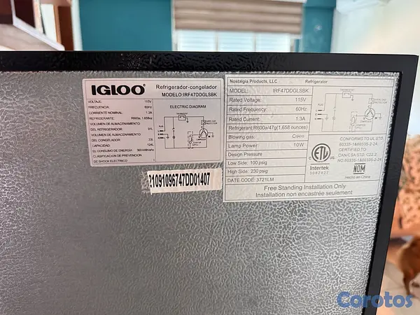 electrodomesticos - Vendo Nevera Ejecutiva / Minibar Igloo de 2 puertas.  (diseño elegante) 4