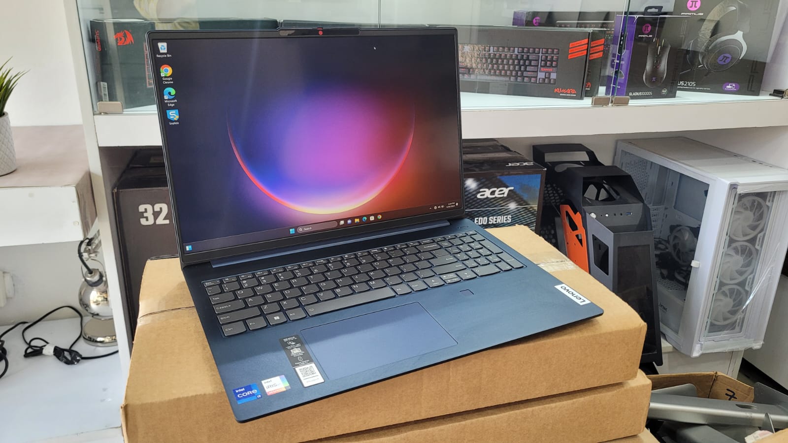 computadoras y laptops - Laptop Lenovo Ideapad 5  Core i7 13va 16gb 512 ssd 0