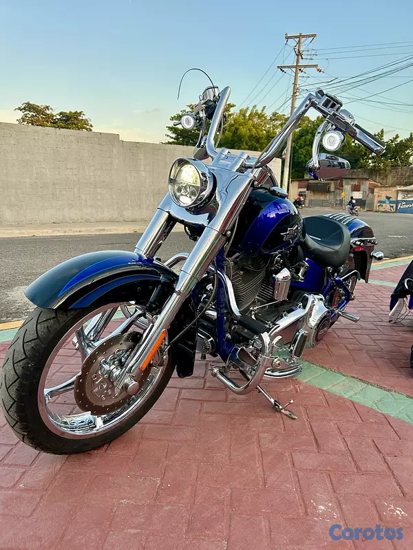 motores y pasolas - Softail CVO 110 convertible  3
