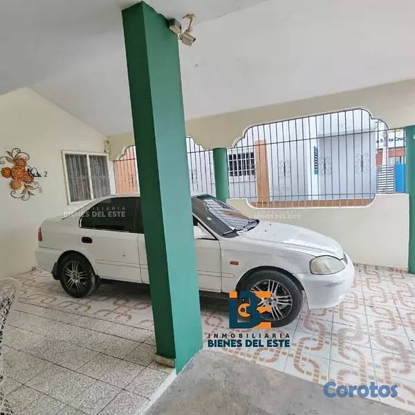 casas - Se vende amplia vivienda con cuatro dormitorios, m 7