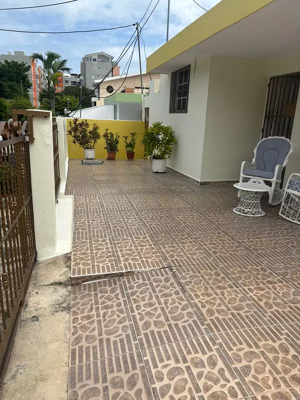 casas - Vendo casa en Av. Independencia  3