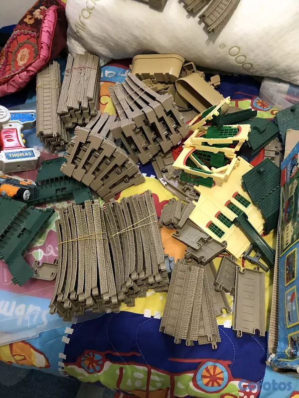 juguetes - Pista de Tren de Thomas and Friends Trackmaster completo mas de 125pcs
Funcionan 4