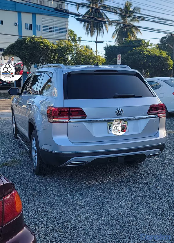 jeepetas y camionetas - VOLSWAGEN ATLAS SEL 2018 4