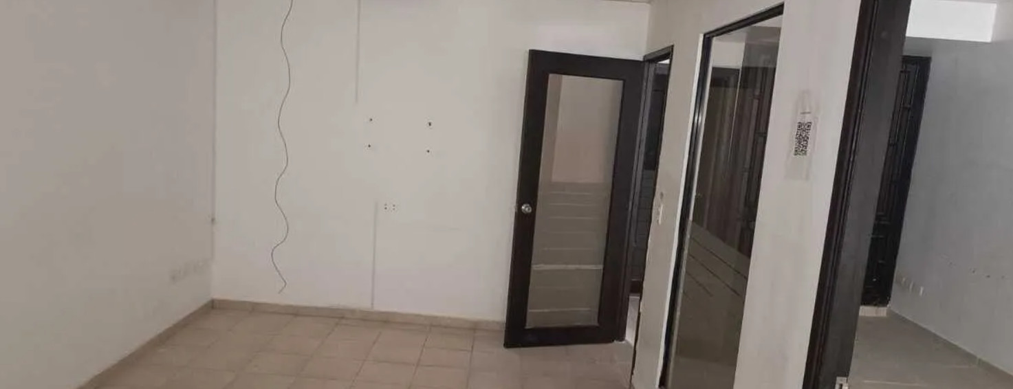 oficinas y locales comerciales - Local 2do piso 300 mts en Naco  para call center  7
