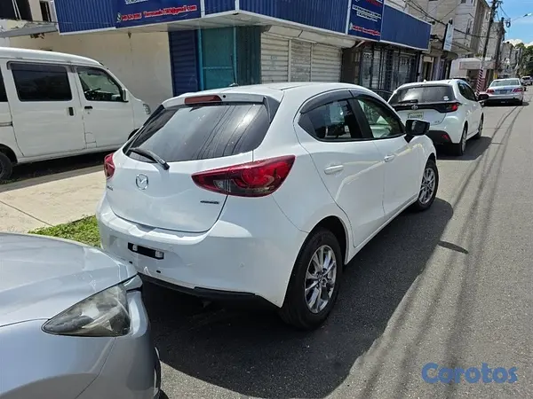 carros - Mazda 2 Demio 2020 5
