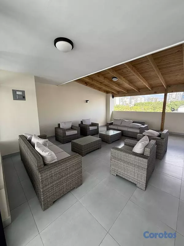 apartamentos - ALQUILO VACIO APART. DE 1 HAB. PISO ALTO PRÓX. A P 5
