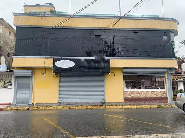 oficinas y locales comerciales - Local esquinero comercial 9