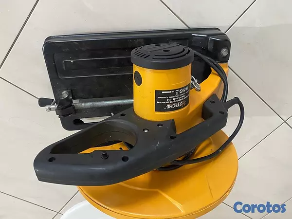 equipos profesionales - Cortadora de metal marca Hoteche 2