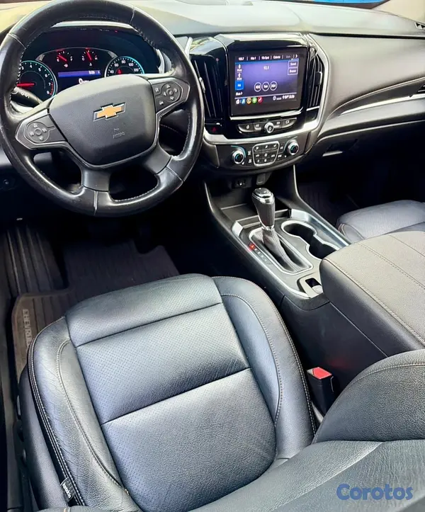 jeepetas y camionetas - Chevrolet Traverse LT 2020 8