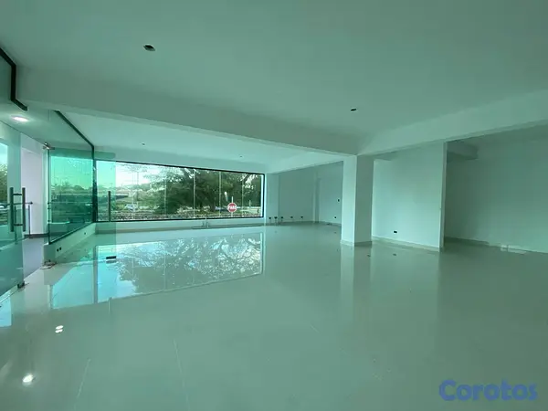 oficinas y locales comerciales - AMPLIOS LOCALES  3