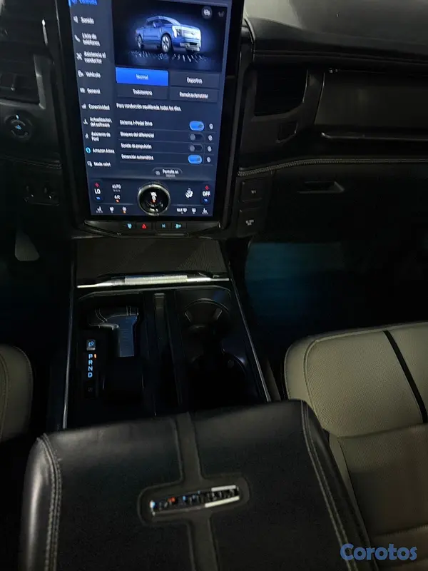 jeepetas y camionetas -  Ford F-150 Lightning 2022 Platinum  7