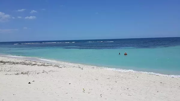 solares y terrenos - Venta, Terreno frente a la Playa de Juan Dolio 3