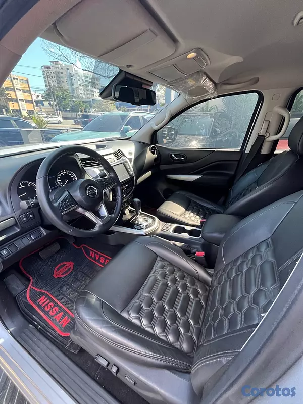 jeepetas y camionetas - Nissan Frontier LE 4x4 2024
 4