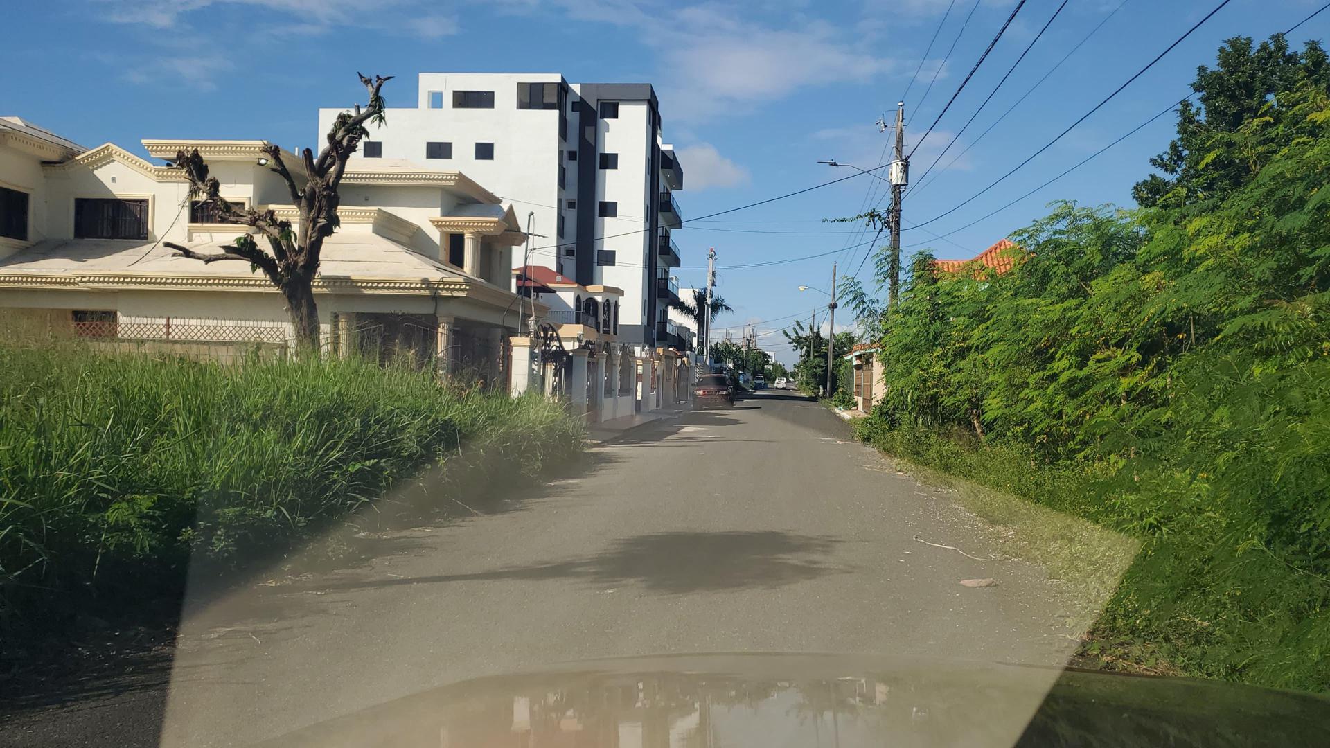 solares y terrenos - Solar Residencial de 625 metros, Prado Oriental, Autopista de San Isidro 1