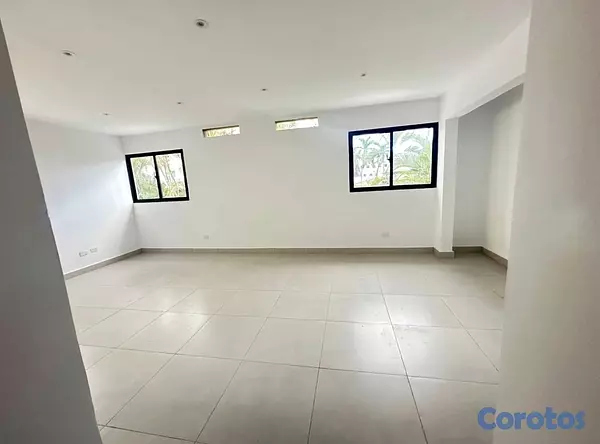 oficinas y locales comerciales - Local comercial céntrico  4