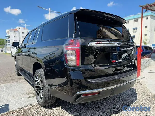 jeepetas y camionetas - Chevrolet Suburban LTZ 2021 2