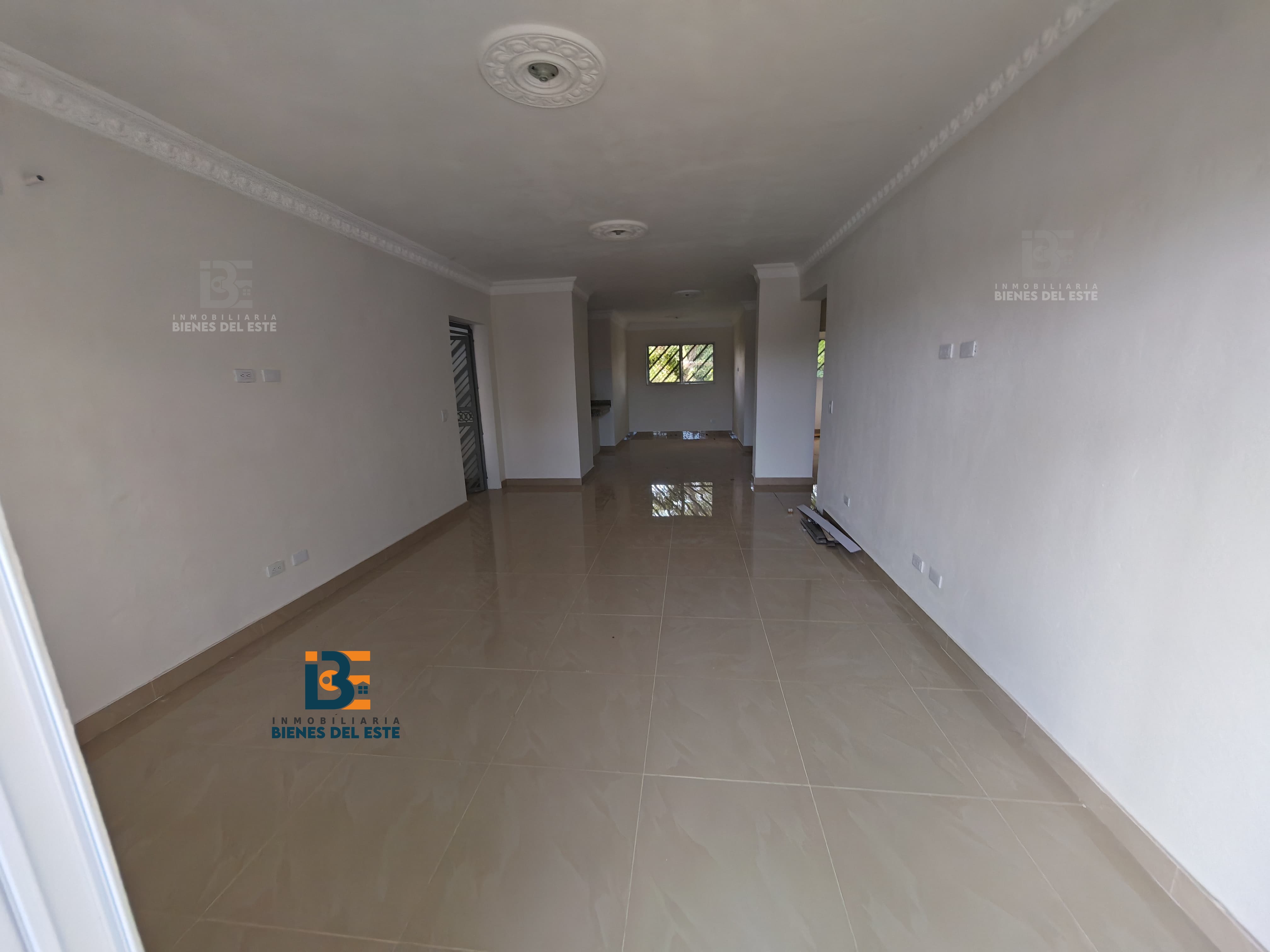 apartamentos - Se Alquila Apartamento de Tres habitaciones, SPM. 1
