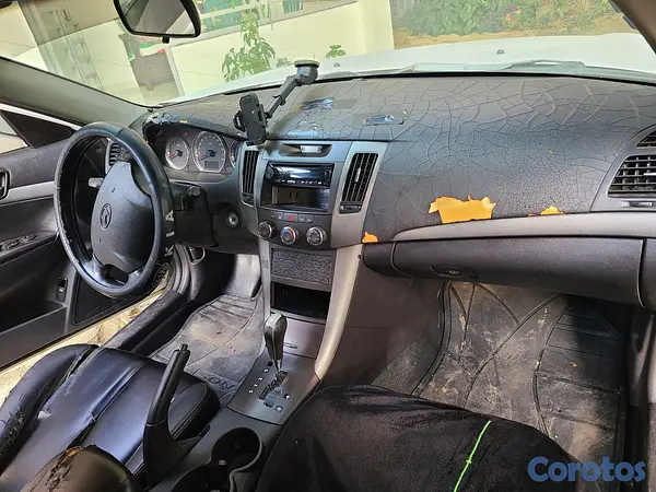 carros - Hyundai Sonata 2008 en venta – buen funcionamiento 4