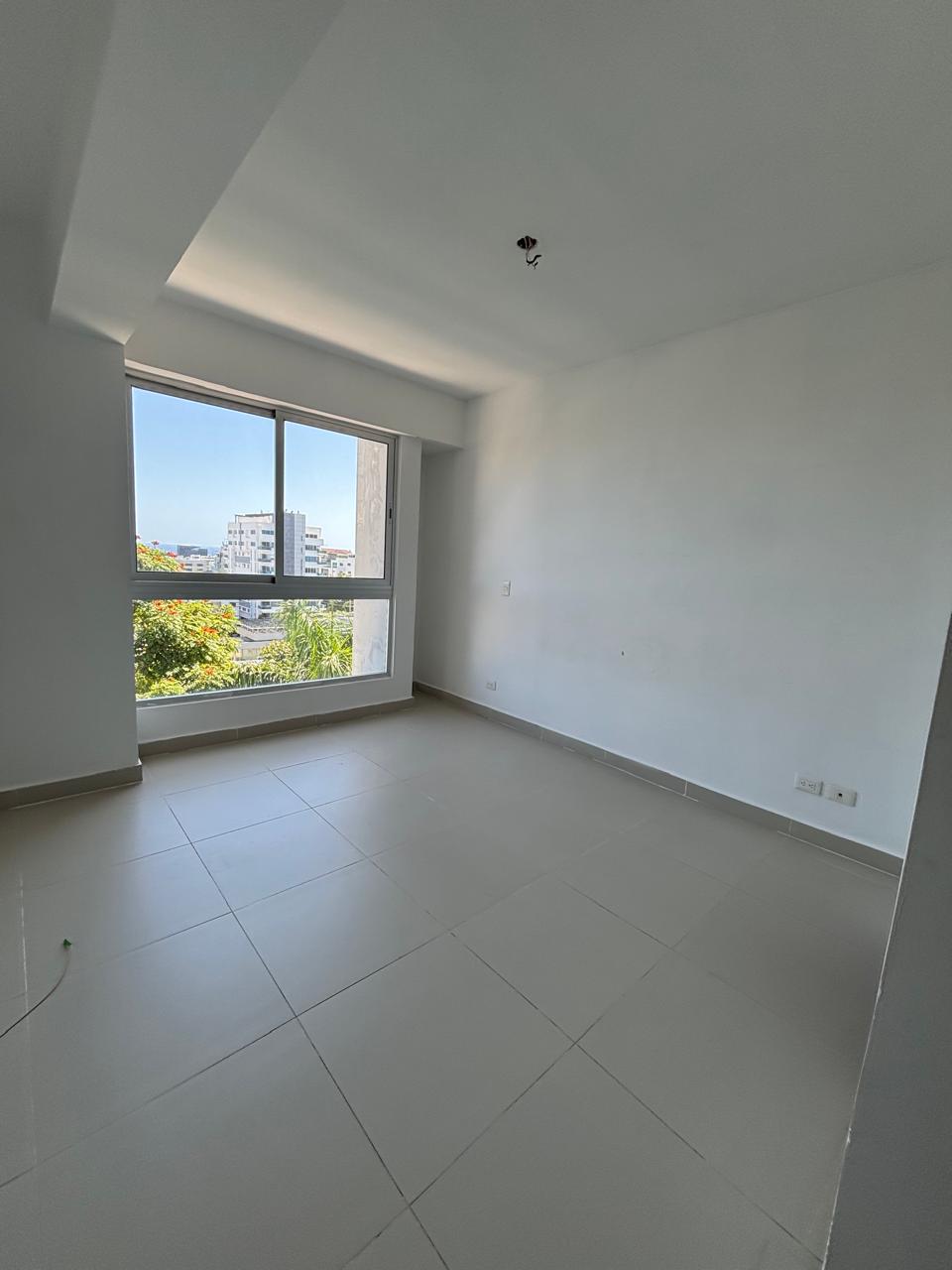 apartamentos - Rento Apartamento En Gazcue Primer Nivel Con Patio 4