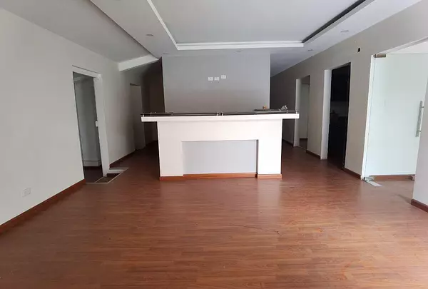 oficinas y locales comerciales - Local comercial Naco 7