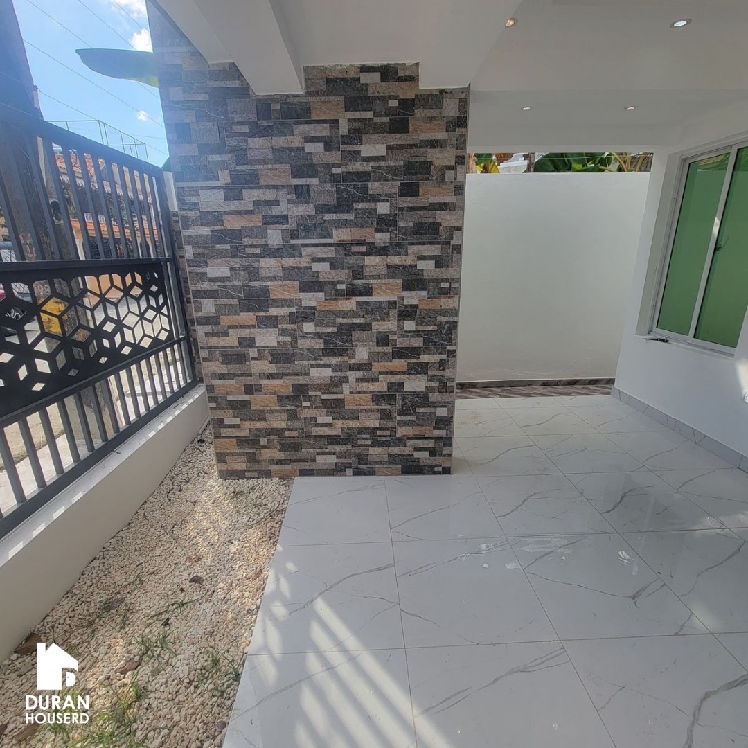 casas - venta de casa con piscina y 4 habitaciones en la autopista de san Isidro  8