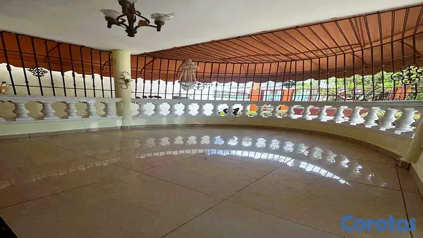 casas - Vendo casa para vivir o para inversión en Alma Rosa I 3