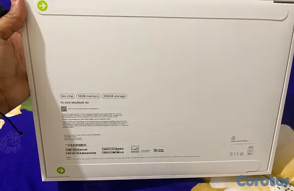 computadoras y laptops - Laptop MacBook 2025 2