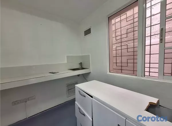 oficinas y locales comerciales - LOCAL COMERCIAL  7
