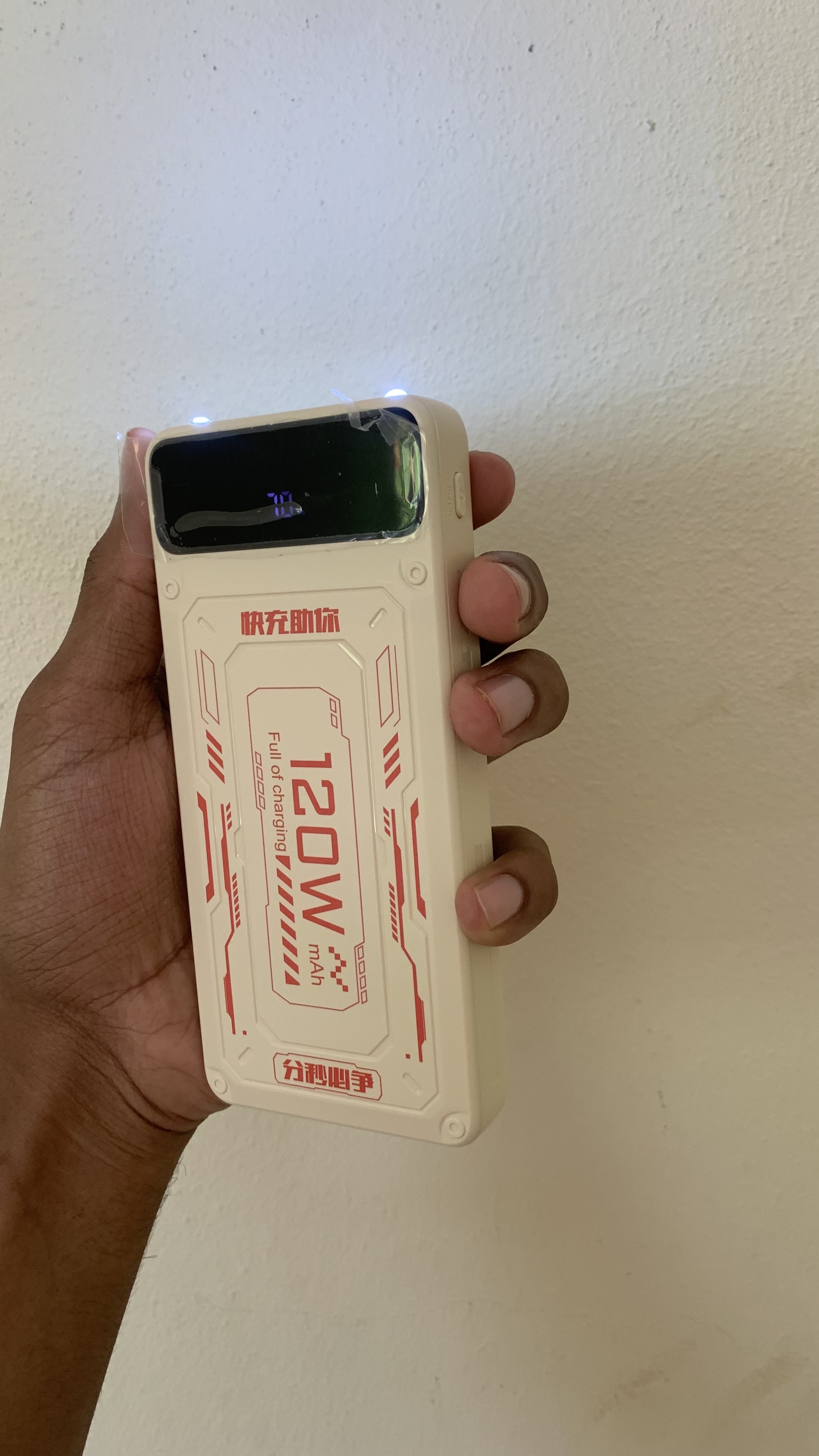 celulares y tabletas - Cargador portátil 28,000mah con linterna incluida y 65W de carga rápida  5