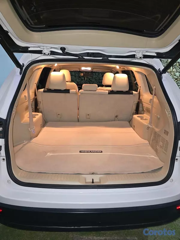 jeepetas y camionetas - Toyota Highlander 13