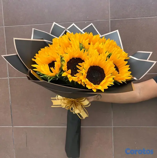 servicios profesionales - arreglos Flores 🌷 personalizadas  6