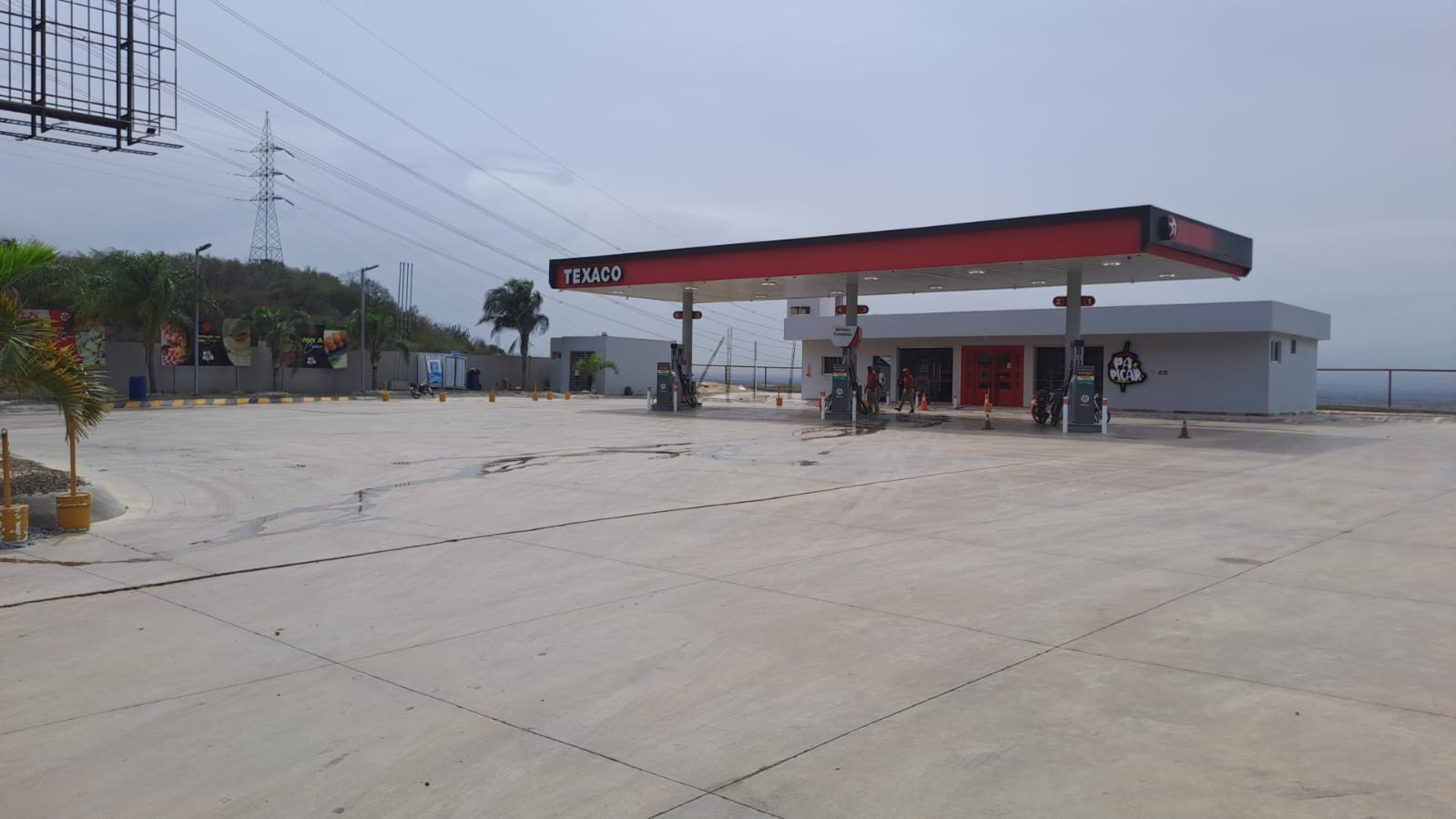 otros inmuebles - Estacion de combustible en Herrera 0