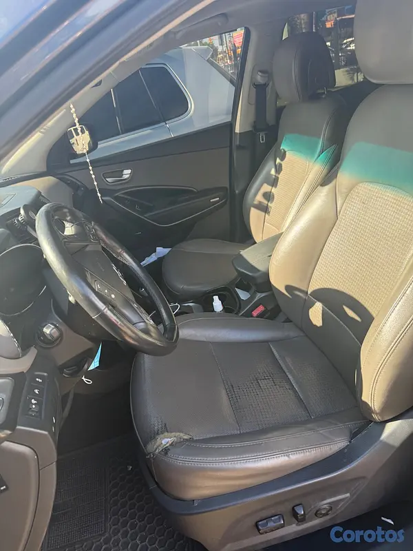 jeepetas y camionetas - Hyundai Santa Fe sport 2013  6