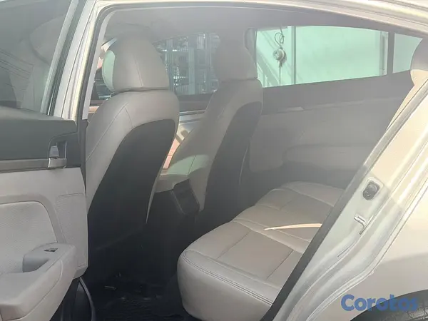 carros - Hyundai Elantra 2017 2