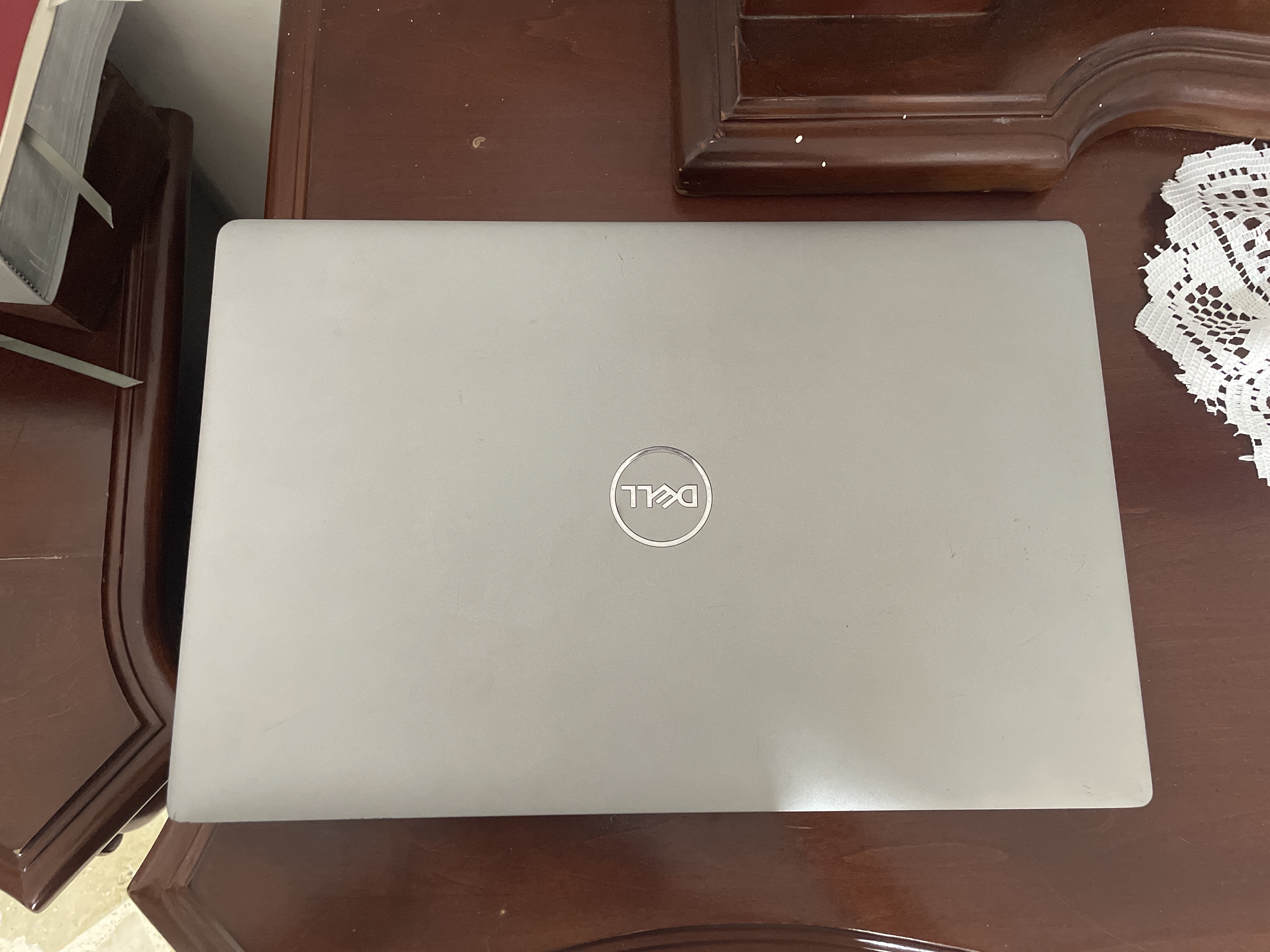 computadoras y laptops - DELL precision 3561