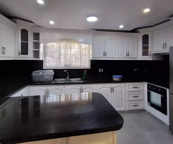 casas - Residencia 5 habitaciones/ Español / Neyba 2