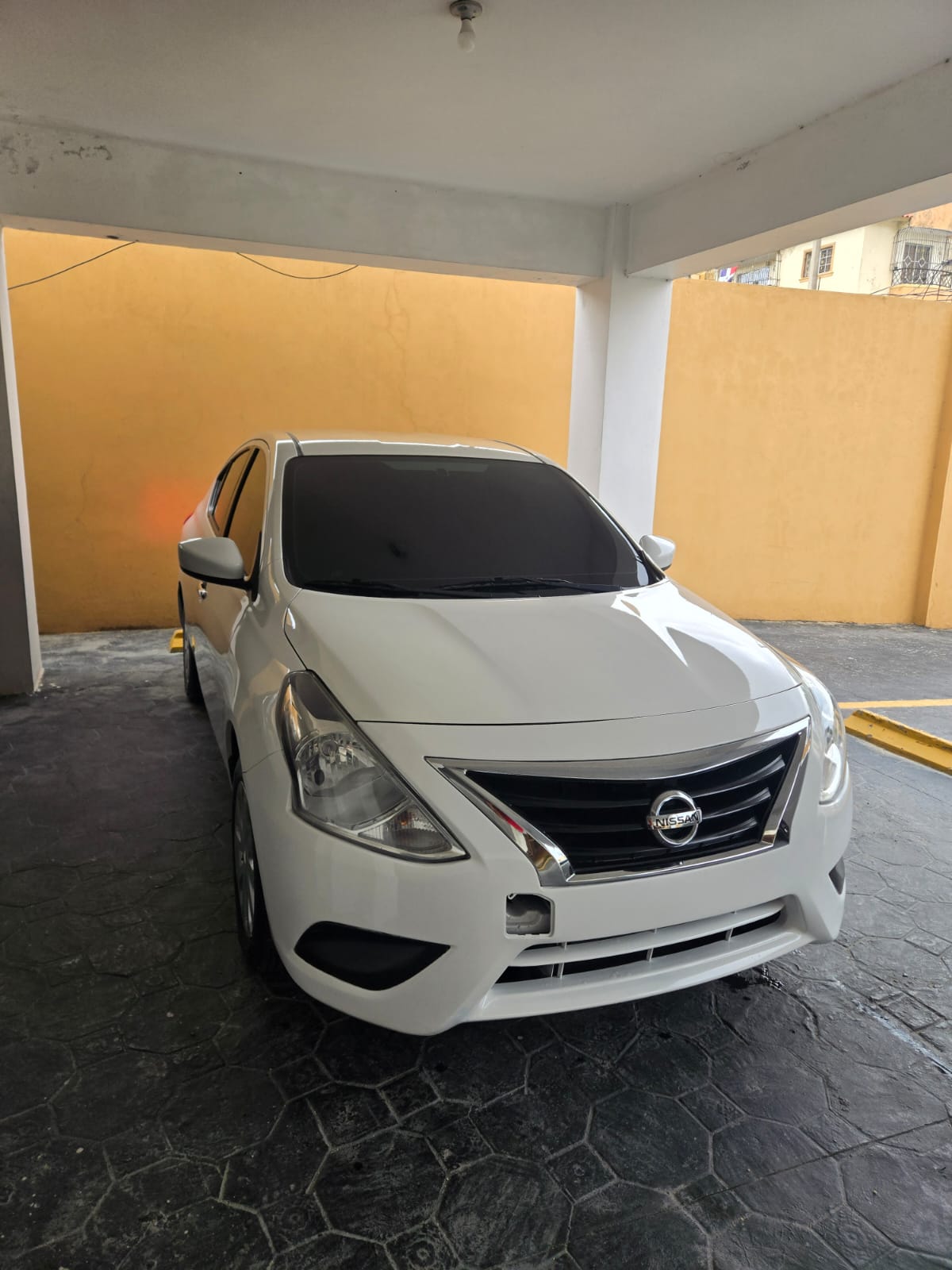 carros - Nissan versa 2017 3