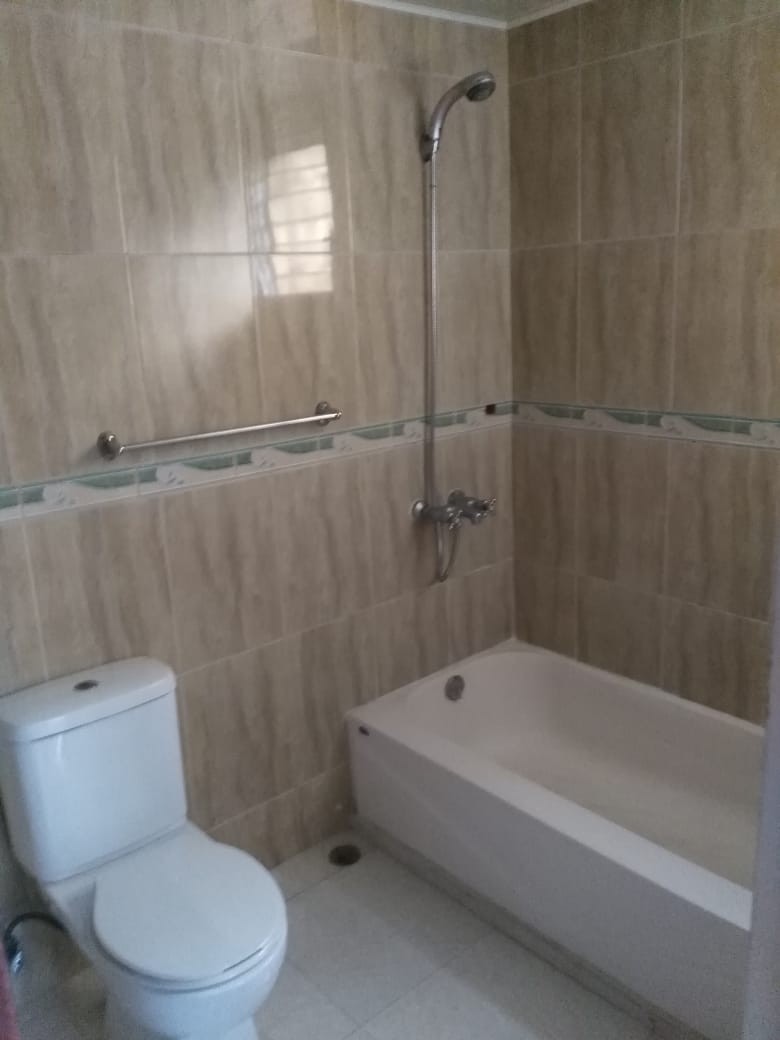 apartamentos - Vendo apartamento 
República de Colombia 
Con Jacobo (casi en la misma esquina)
 1