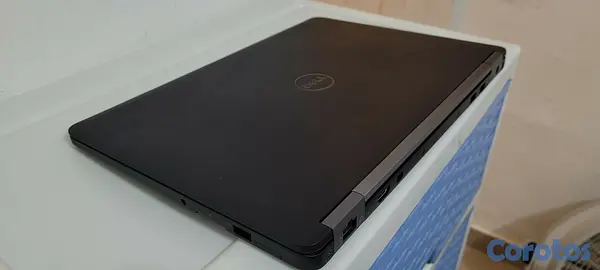 computadoras y laptops - Dell 5590 17 Pulg Core i5 8va Gen Ram 16gb ddr4 Disco 512gb SSD Solido 1080p 3