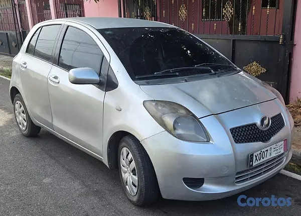 carros - Toyota Vitz 2007 8