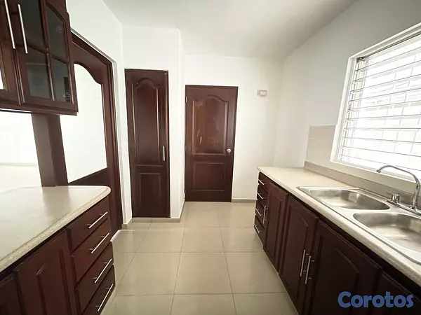 apartamentos - Apartamento en 1er nivel, próximo a la Av. Máximo Gómez, Gascue. 7