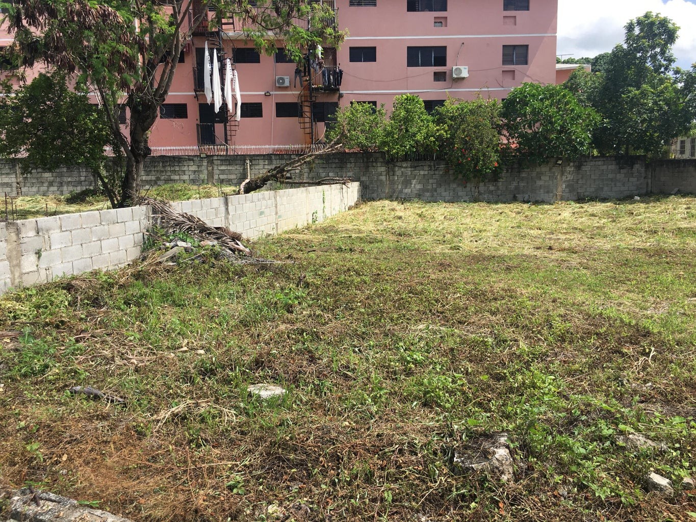 solares y terrenos - Excelente Solar VENTA de 1.058 Mts2 2