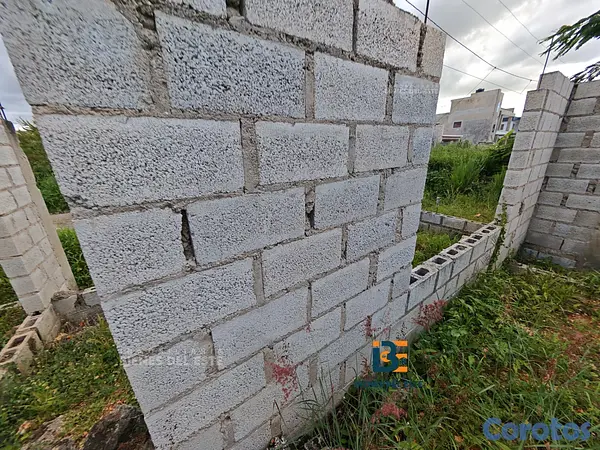 casas - Se Vende Mejora a` Nivel de Plato en Resedencial N 4